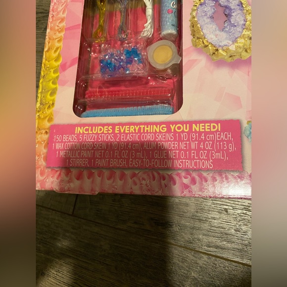CRYSTAL GROWING JEWELRY KIT - Picture 2 of 5